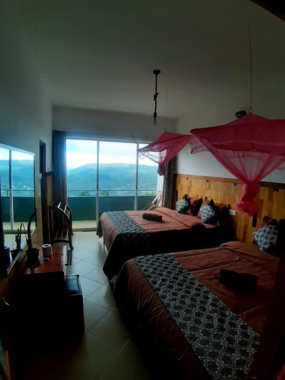 Polo Region Rest Inn Haputale Bagian luar foto